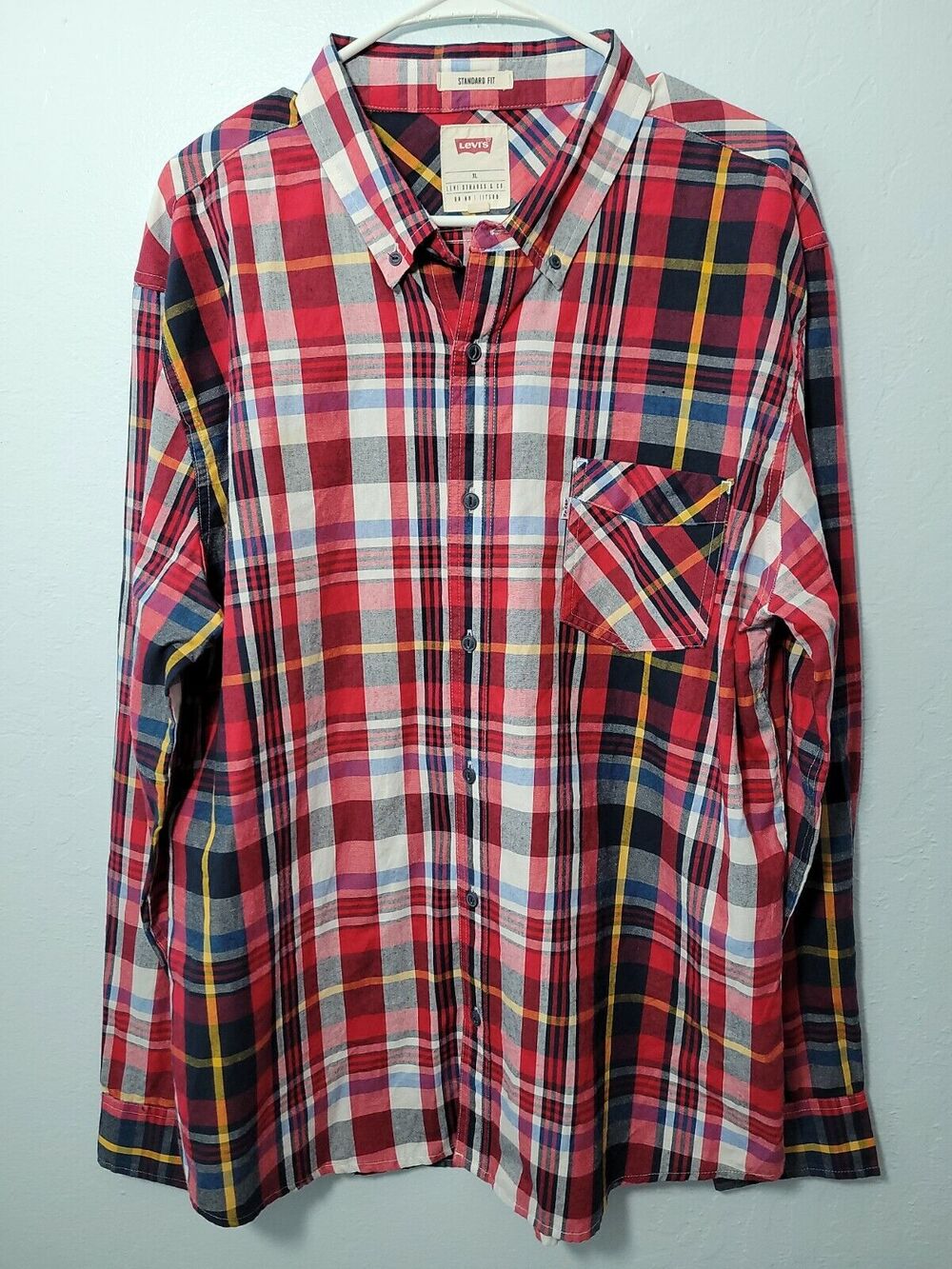 Levi's Men's Red Plaid Button Front Shirt Size XL 71421-0380